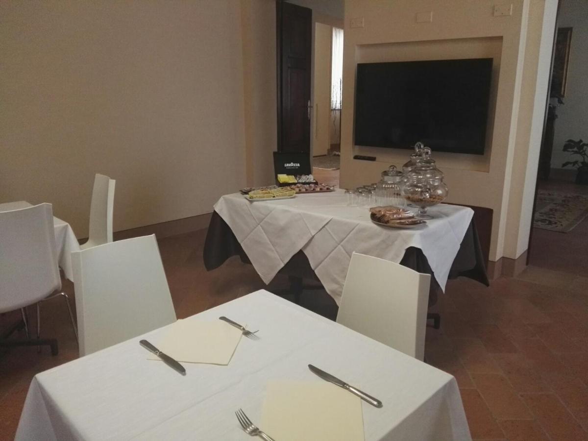 Locanda Al Portone Scandiano Exteriör bild