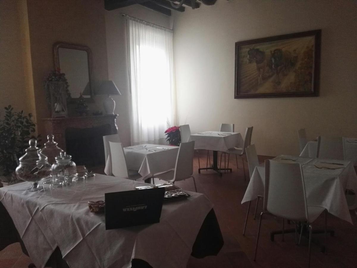 Locanda Al Portone Scandiano Exteriör bild